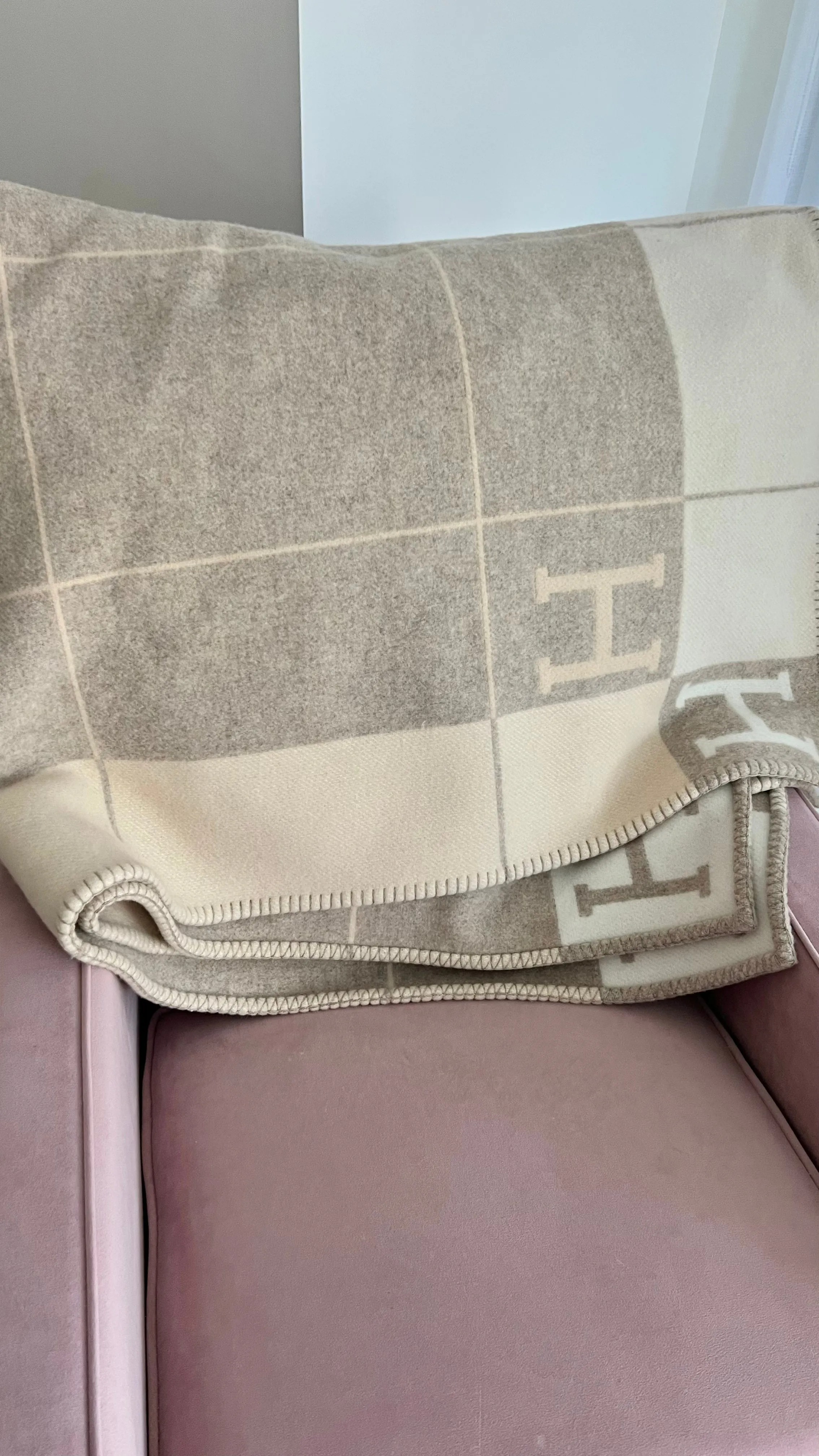 Hermes Coco Camomille Wool & Cashmere Avalon Throw Blanket