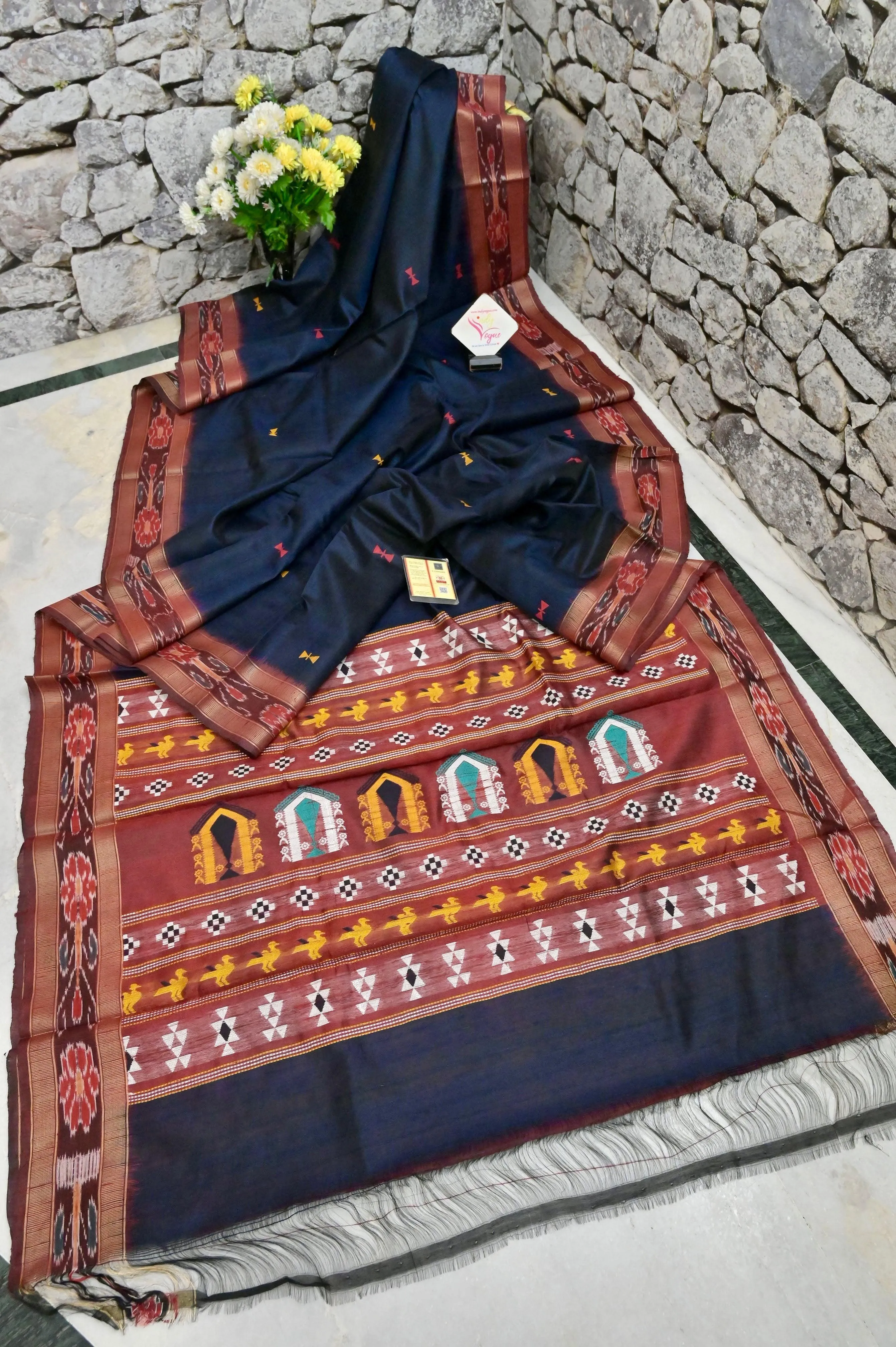 Navy Blue Color Raw Silk Saree with Sambalpuri Border and Dolabedi Pallu