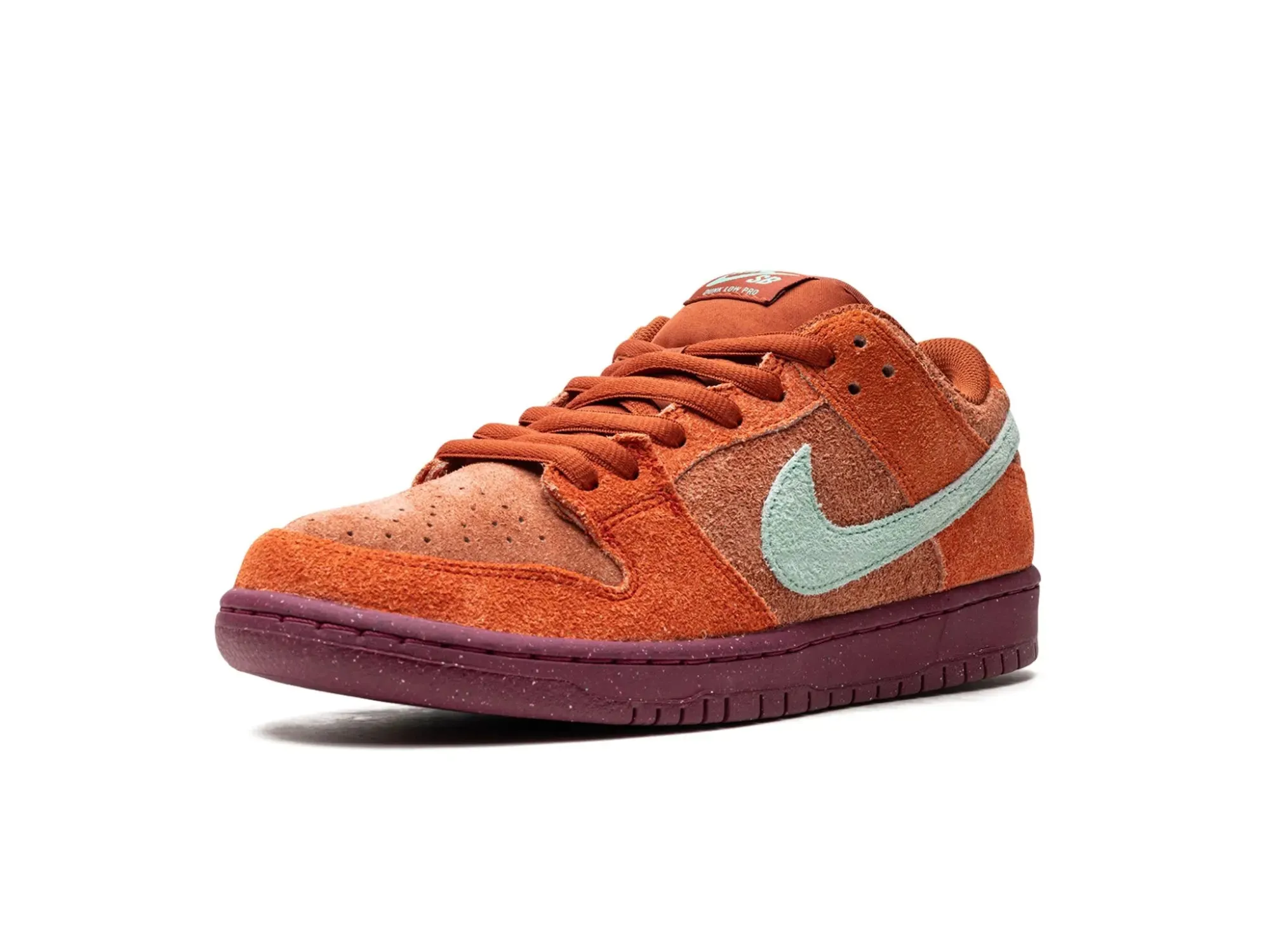 Nike SB Dunk Low "Mystic Red Rosewood"