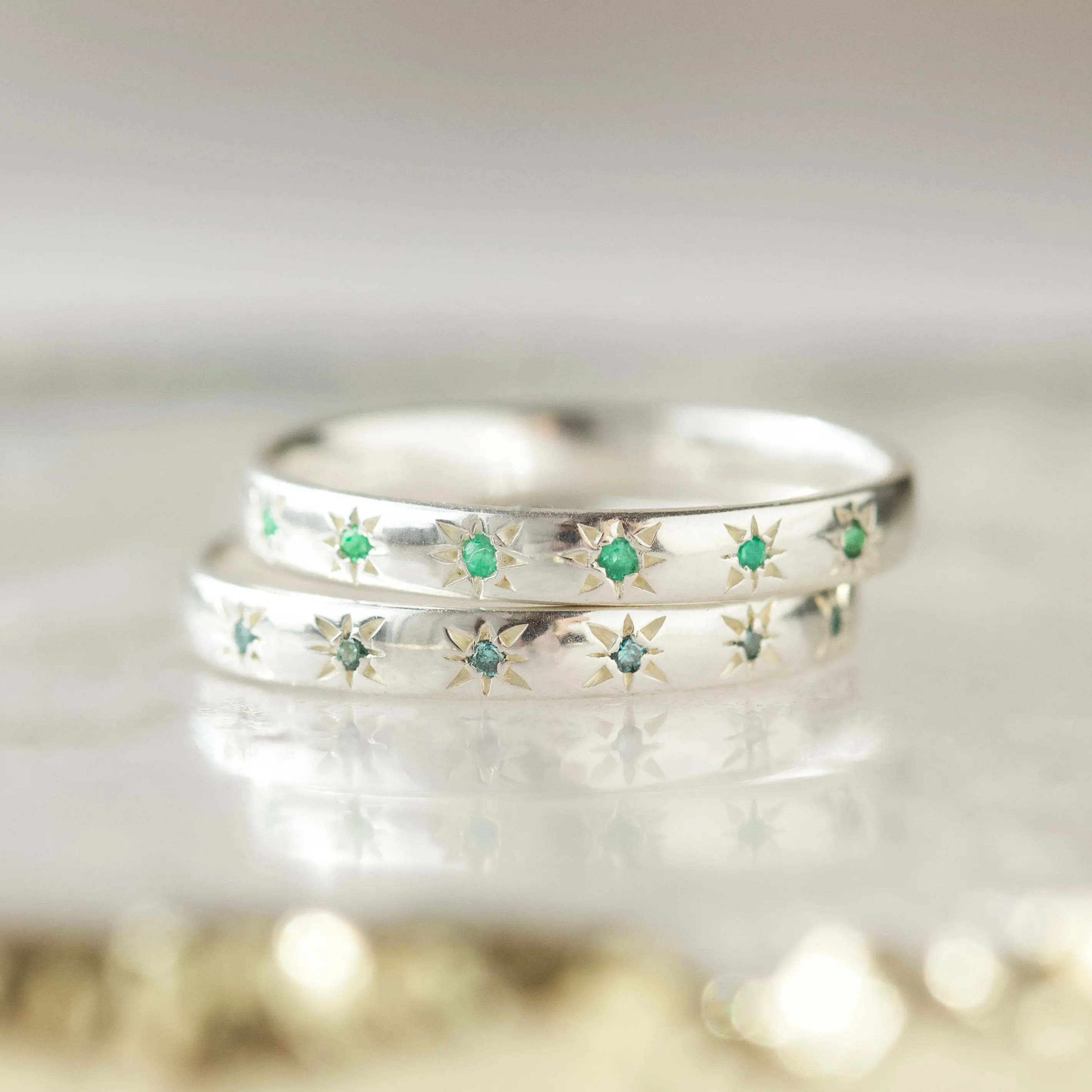 Simple Star Set Emerald Band