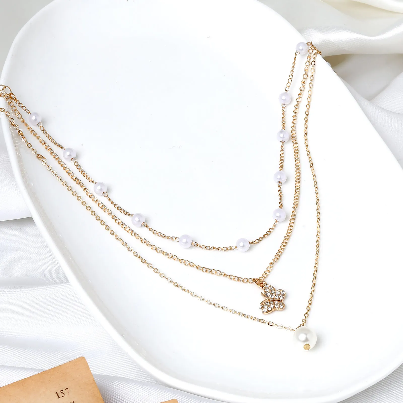 Sirena Pearl Gold Necklace