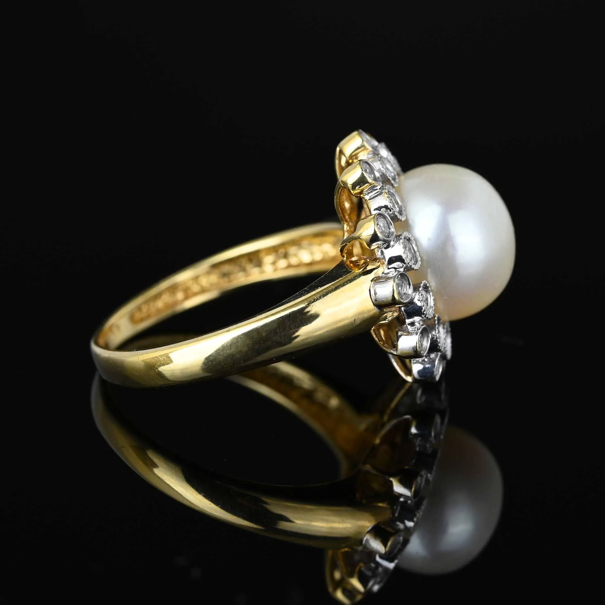 Vintage 14K Gold Snowflake Diamond Halo Pearl Ring