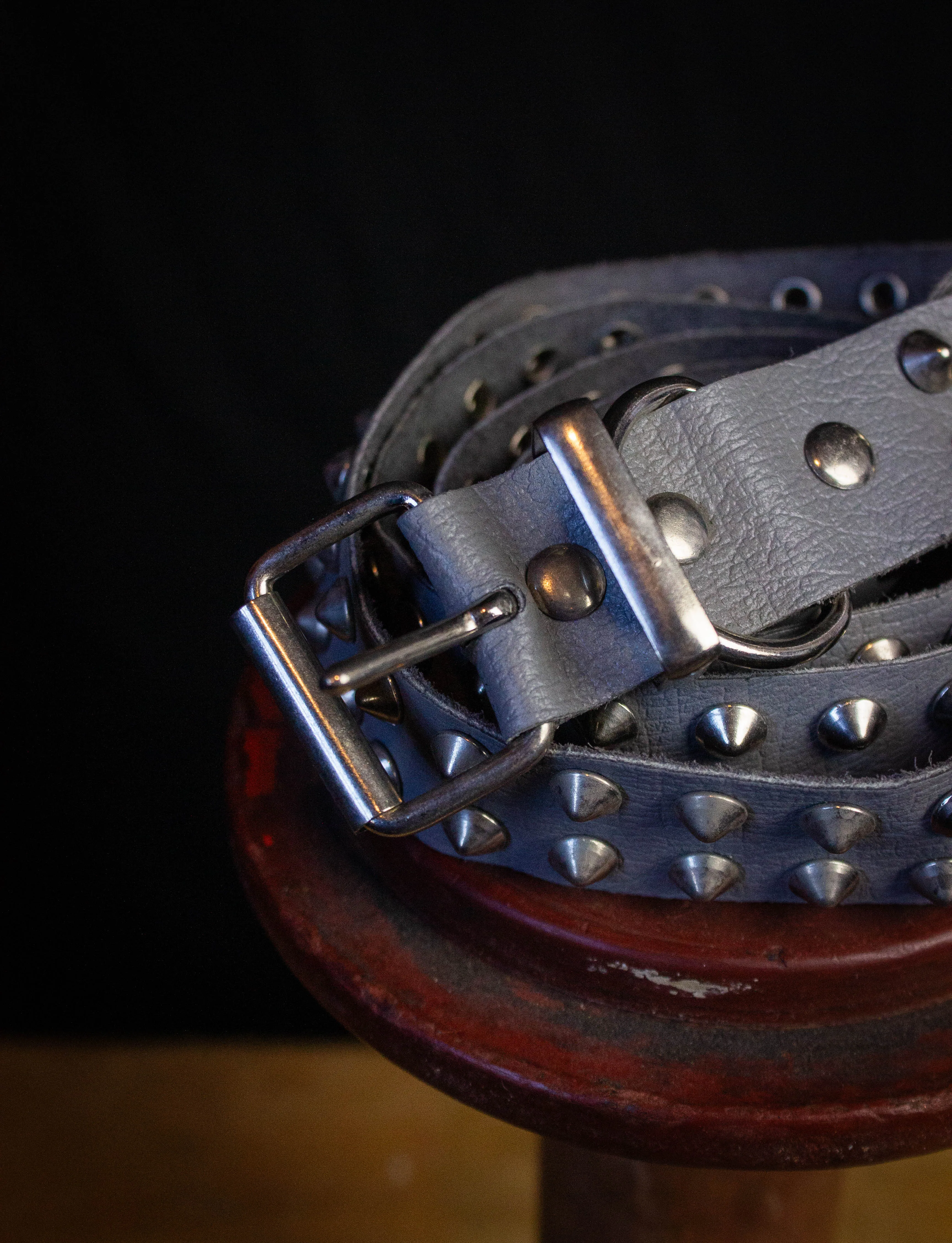 Vintage Punk Rock Heavy Metal Gray Leather Studded Belt 80s