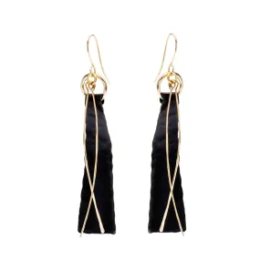 Zzan Israeli Long And Black Geometric Elegence Earrings